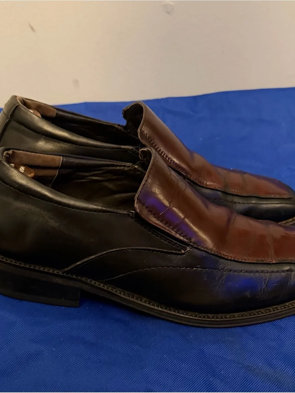 Vintage Black and burgundy genuine leather Slip-On Loafers